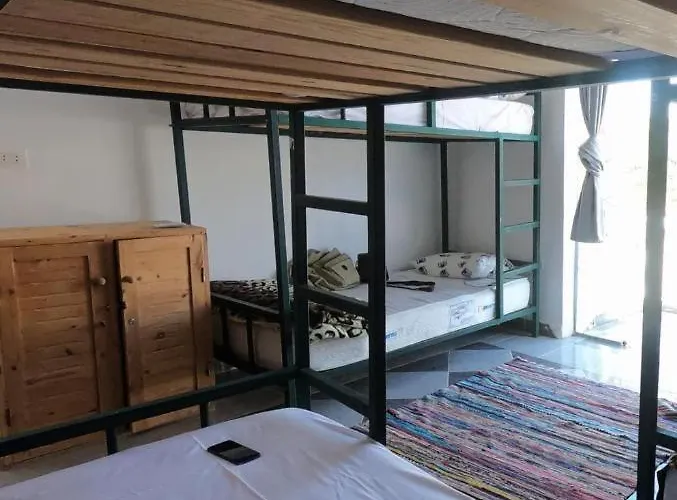 My In - Dive Center Hostel *